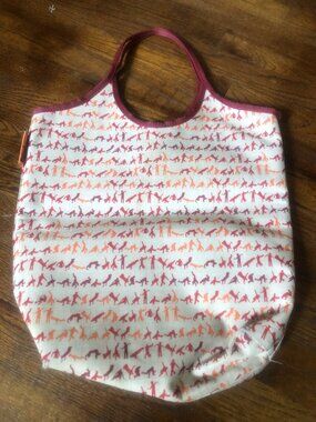 Parcel breakdancer breakdancing poses moves Orange & Red Tote Bag